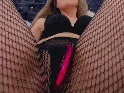 RoussVelvet  live sex cam