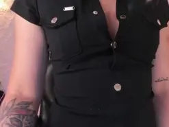 HaleyGreen1  live sex cam