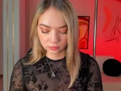 HaleyGreen1  live sex cam