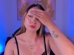 HaleyGreen1  live sex cam