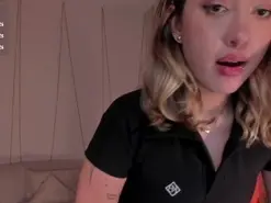 EveBenson  live sex cam