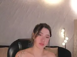 EveBenson  live sex cam