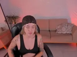 EveBenson  live sex cam