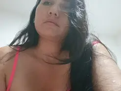 Jennifernixon  live sex cam