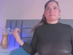 ParisGrayy  live sex cam