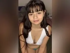 Yazmincita18  live sex cam