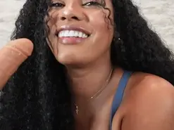 Naomixjones  live sex cam