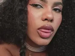 Naomixjones  live sex cam