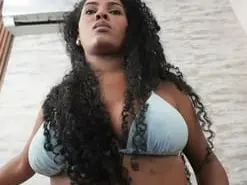 Naomixjones  live sex cam