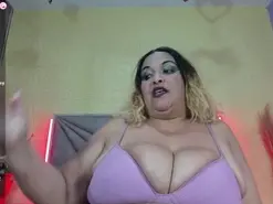 Dubraska1  live sex cam