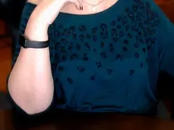 Rapunzel7  live sex cam