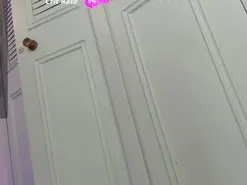 Keitty_fox27  live sex cam