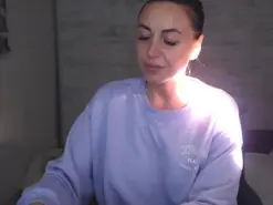 Carlalicious  live sex cam