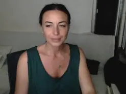 Carlalicious  live sex cam