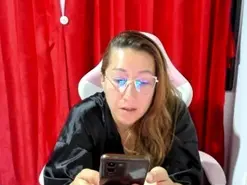 Hottychrystal  live sex cam