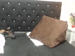 Selinarussell  live sex cam