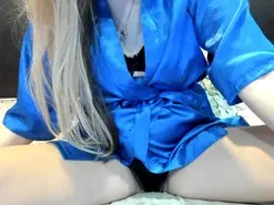 Ultrachick  live sex cam