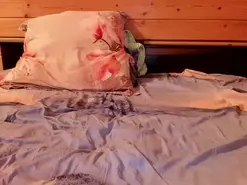 Ultrachick  live sex cam