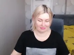 AmieKiss  live sex cam