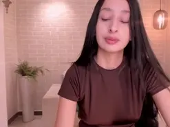 AmaraDivine  live sex cam