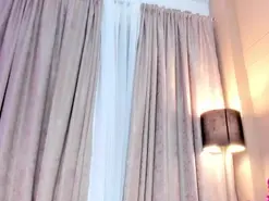 LaraGold  live sex cam