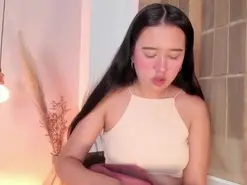 LaraGold  live sex cam