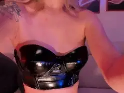 ViolettHansson  live sex cam