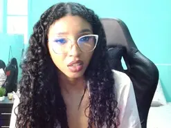 Amanda-walton  live sex cam