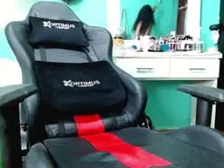Amanda-walton  live sex cam