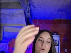 Taniaqueen19  live sex cam