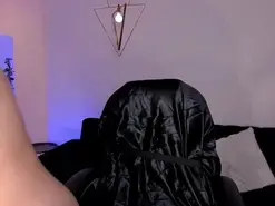 MollySunders1  live sex cam