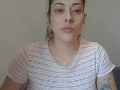 Danielalapiedra  live sex cam
