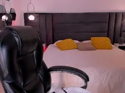 SarahRhodes  live sex cam