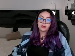 LoiseHarper  live sex cam