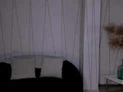 LoiseHarper  live sex cam