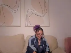 LoiseHarper  live sex cam