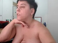 Almondonwheels  live sex cam