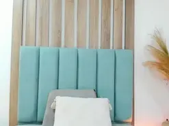 MaddyLove  live sex cam