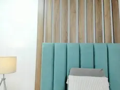 MaddyLove  live sex cam