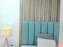 MaddyLove  live sex cam