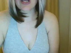 Vanessa4  live sex cam