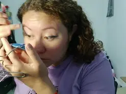 Curly_greeneyed  live sex cam