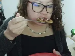 Curly_greeneyed  live sex cam
