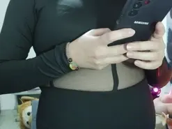 Curly_greeneyed  live sex cam