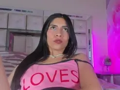 Emili_clark  live sex cam