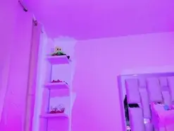 Emili_clark  live sex cam
