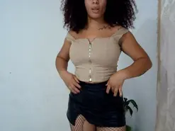 Isa_bellaxx2  live sex cam