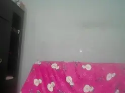 Sweettaty  live sex cam