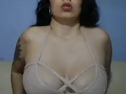 Sweettaty  live sex cam