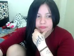 Jullymessyy  live sex cam